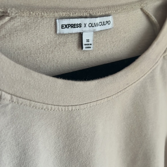 Beige Girl Power Crewneck XS - Picture 3 of 4